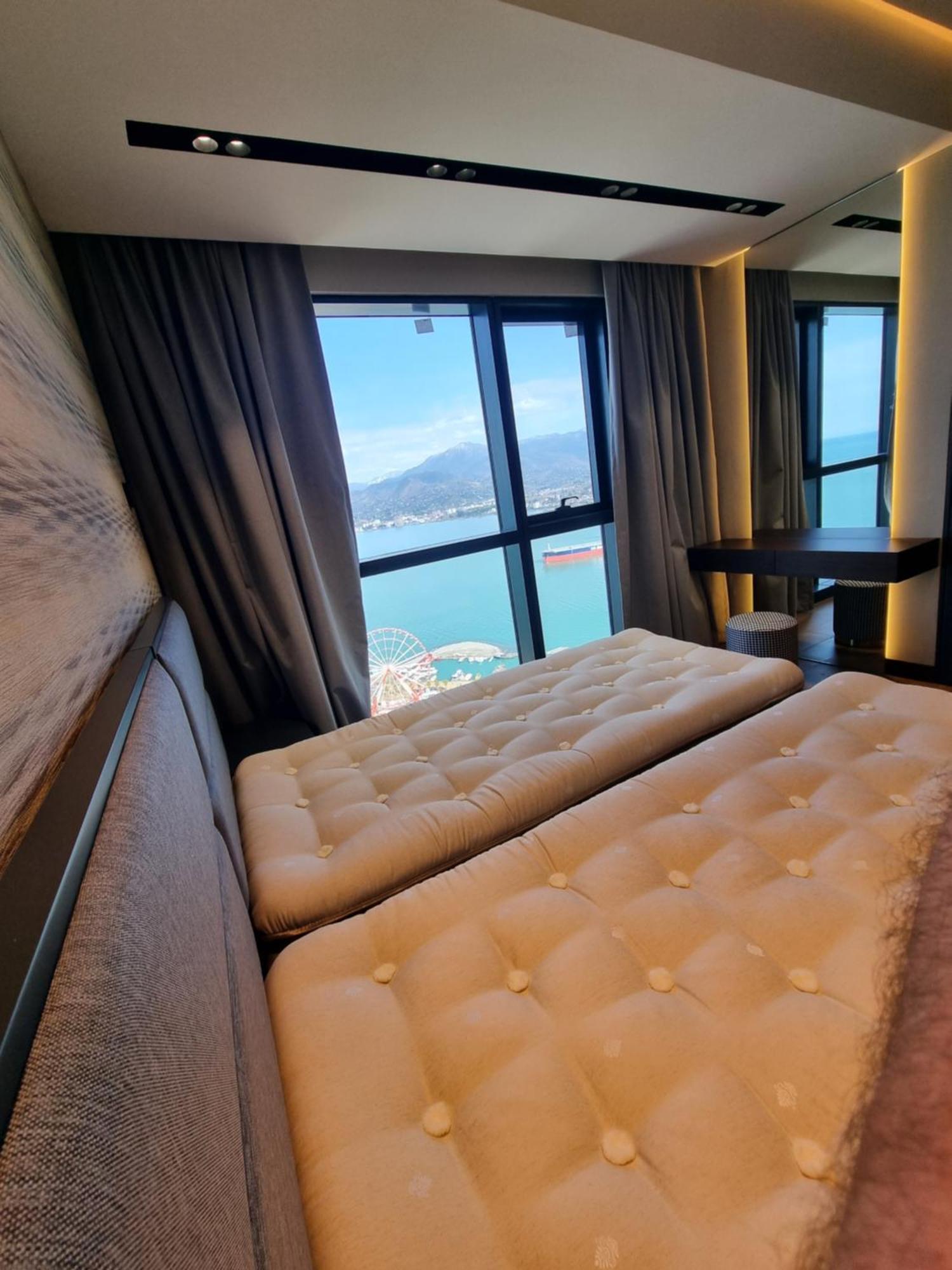 Premium Apartment In Porta Batumi Tower Kültér fotó