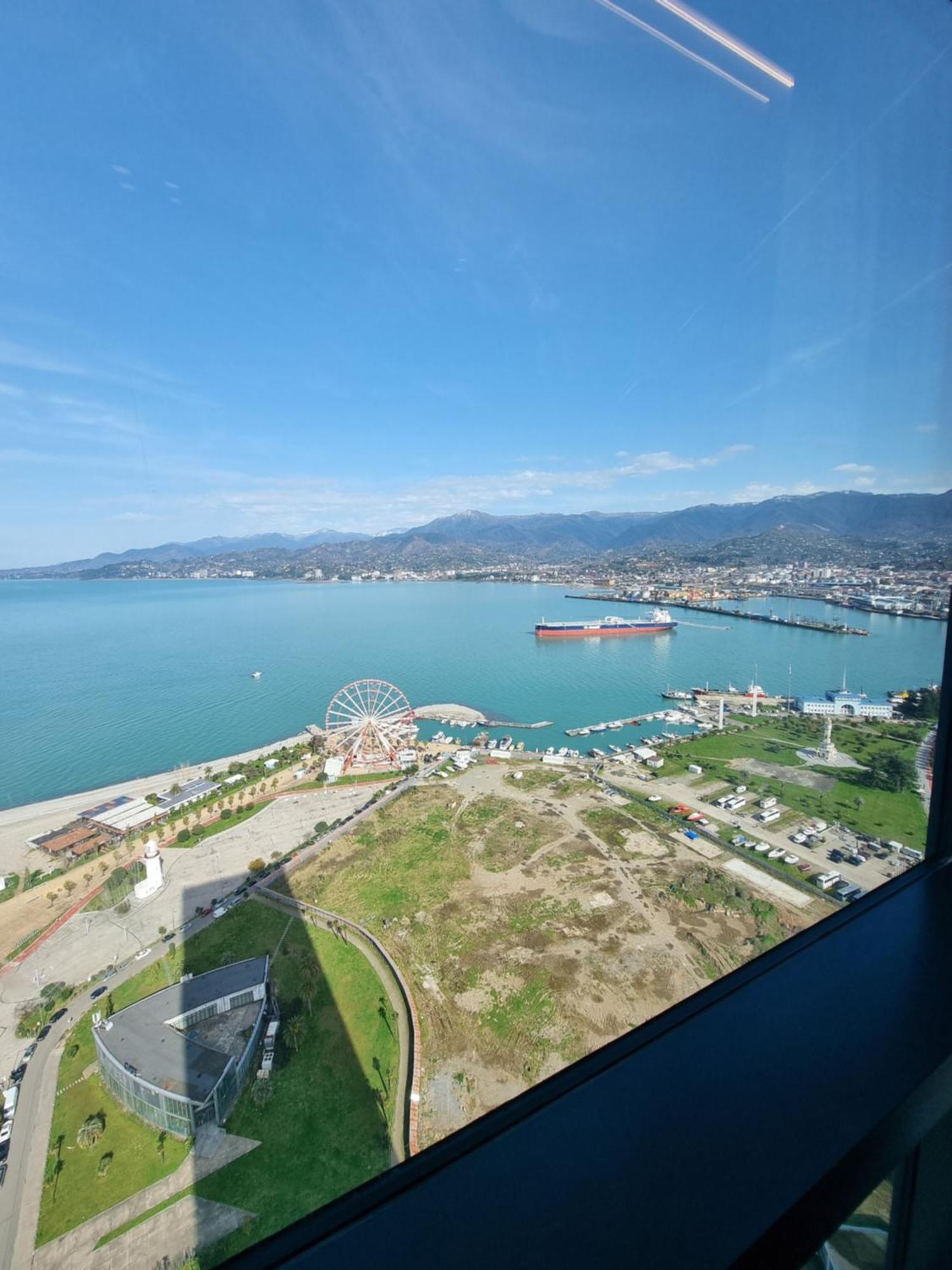 Premium Apartment In Porta Batumi Tower Kültér fotó