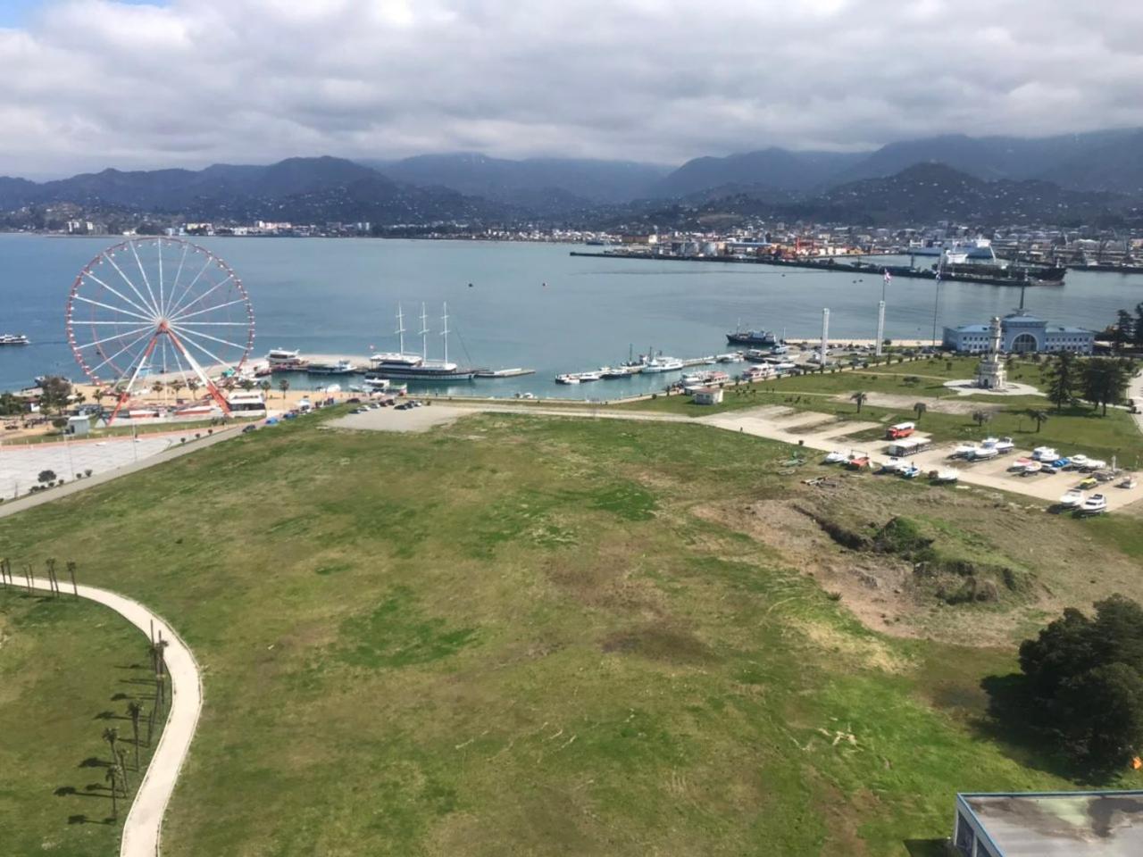 Premium Apartment In Porta Batumi Tower Kültér fotó
